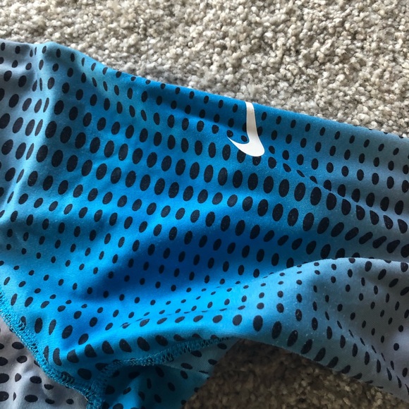 Nike M fleece lined top - Picture 5 of 6